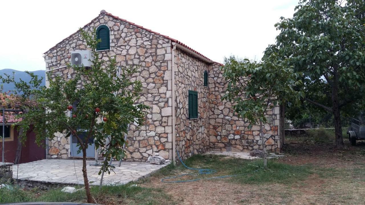 The Stone House-Zacharatos Nikolaos Villa Poulata ภายนอก รูปภาพ